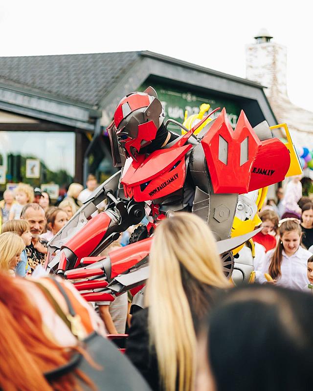 Sarkanais robots